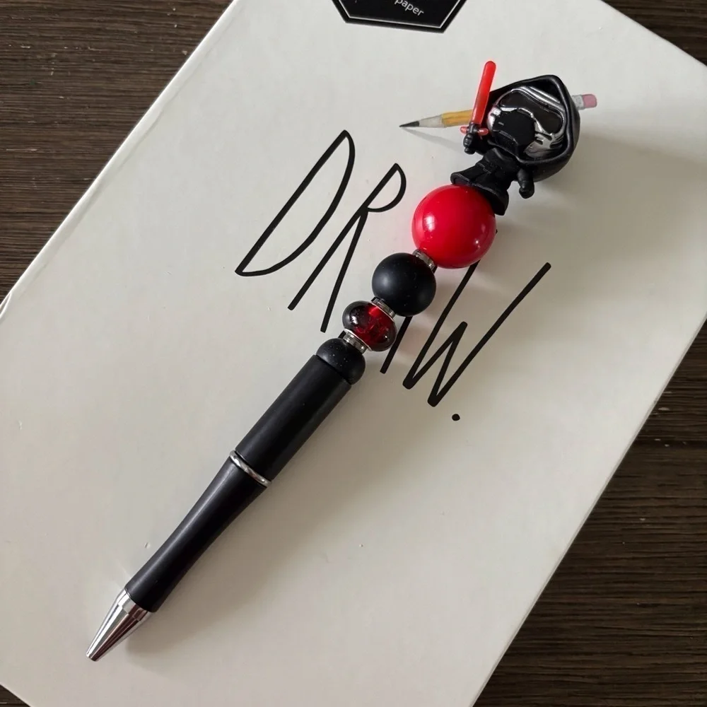 Disney Doorables: Star Wars: Kylo Ren handmade beaded pen